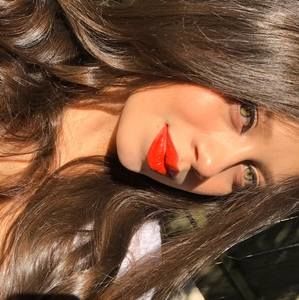 Meet your Posher, Astrid